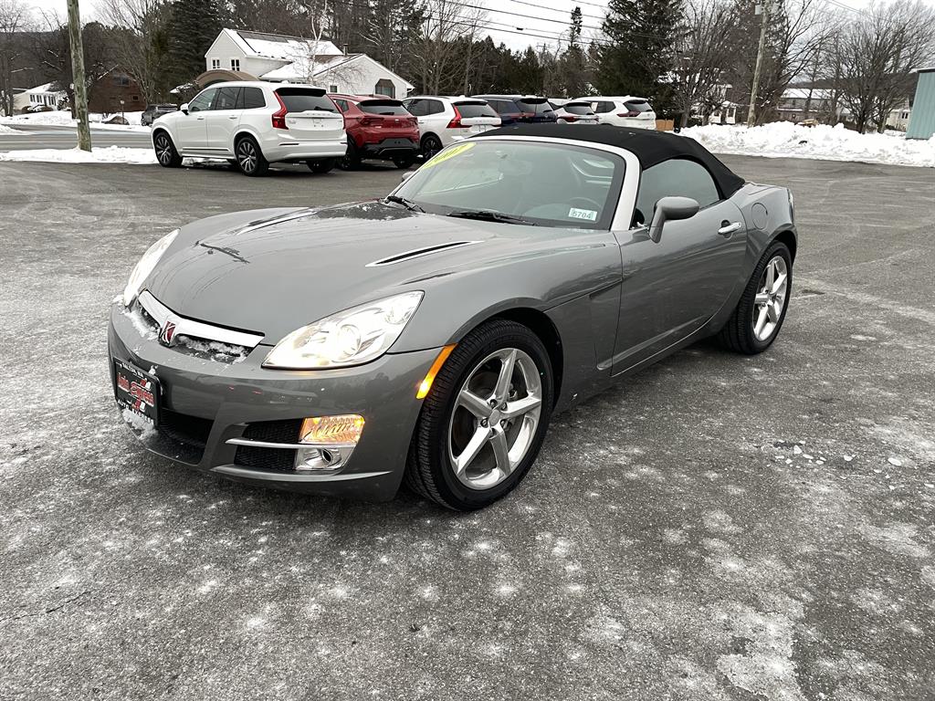 2007 Saturn Sky Roadster's photo