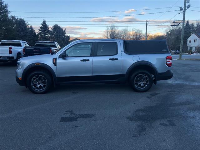 2023 Ford Maverick XLT photo 2