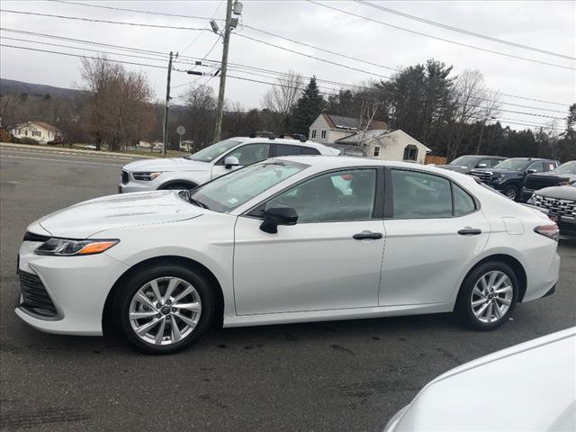 2024 Toyota Camry LE photo 2