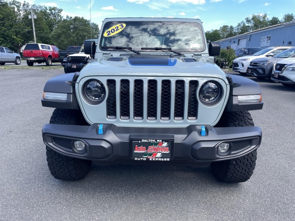 Slideshow Image - 